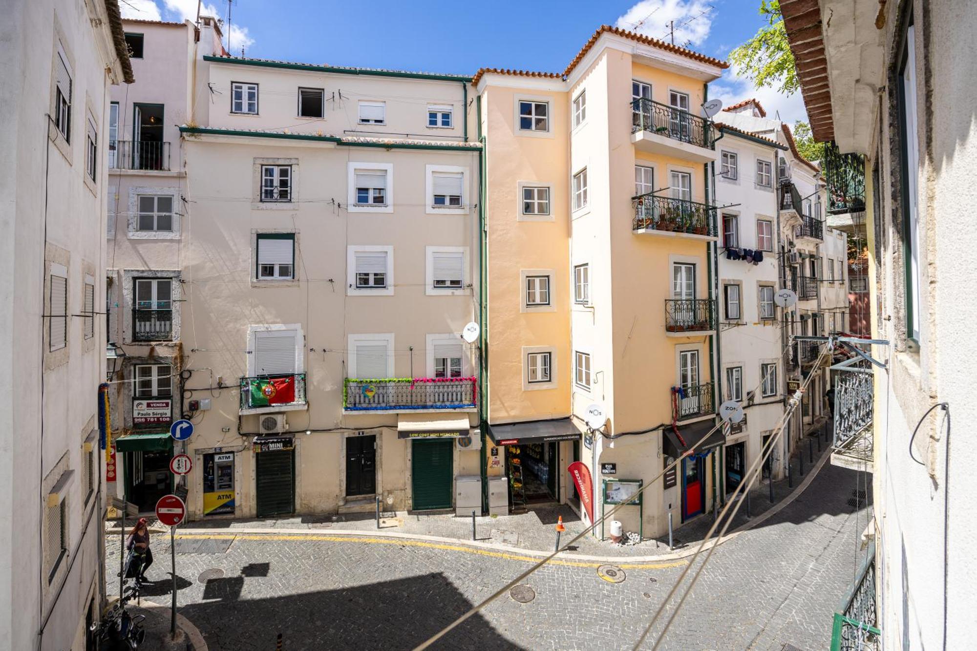 Alfama Valle Lisbon Exterior photo